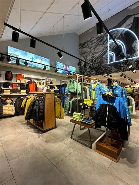 north face bicester